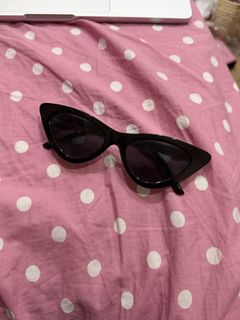 (Category: ) located in . Submitted by peonyfield (Listing ID 1437897184, Image 1). Description: .