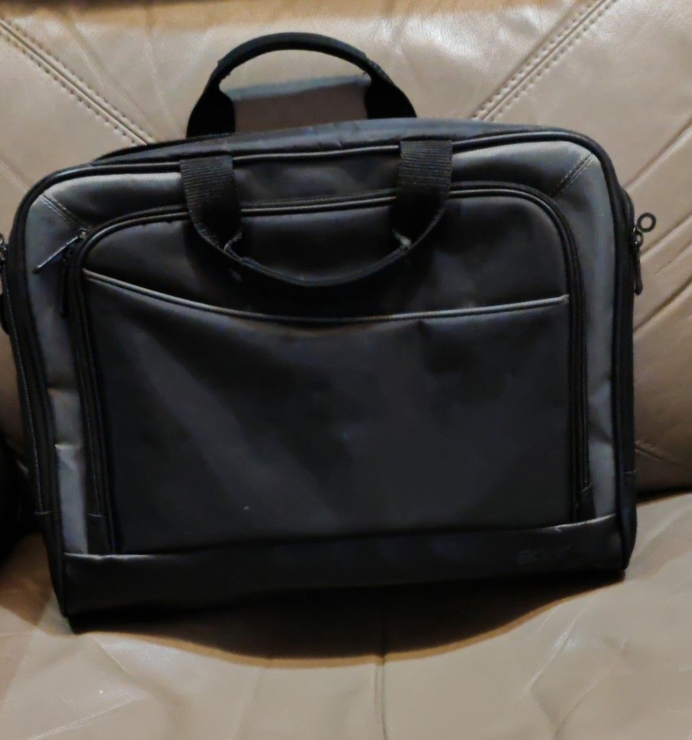 Black Laptop Bag - Good Condition454143500417781760