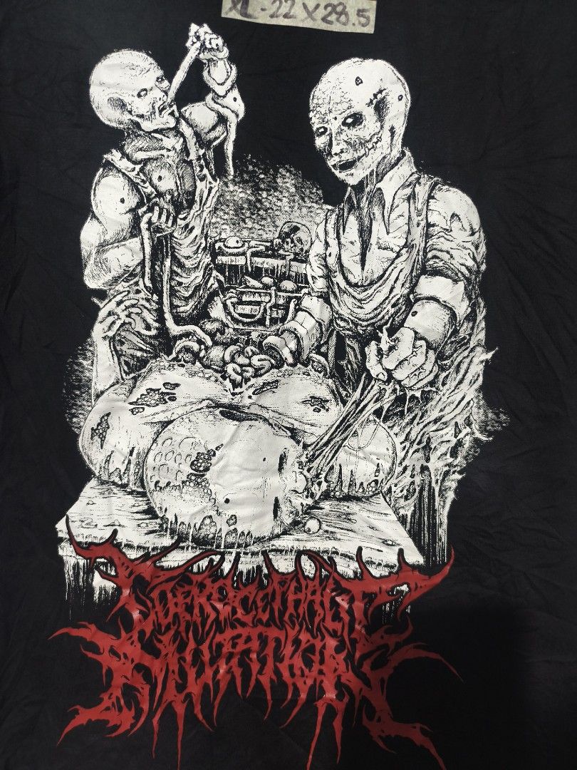 Blasphemy T-shirt XL (Category: Tshirts & Polo Shirts ) located in Pasay City. Submitted by tananoy0508061 (Listing ID 1437936504, Image 2). Description: - Black Blasphemy T-shirt - Size: XL - Front graphic: White and red design - Back graphic: Red design.