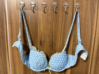 (Category: ) located in . Submitted by vviinna (Listing ID 1437924310, Image 1). Description: .