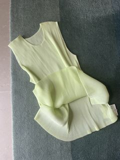 （分類：）位於 。 由 nevertoovintage 提交（商品編號 1437782302，圖片 1）。簡介： 。