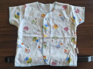 (Category: ) located in . Submitted by shopparadiseeee (Listing ID 1437849723, Image 1). Description: .