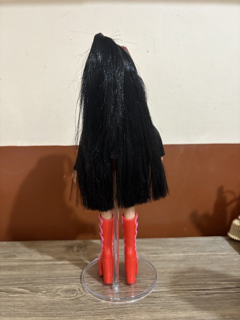 Bratz Goin’ Out Jade (Category: Kids Toys) located in Abucay. Submitted by love.jerine (Listing ID 1437785312, Image 3). Description: Includes: Doll Doll stand Box Bag Jacket Top Skirt Eyeglasses Comb Earrings .