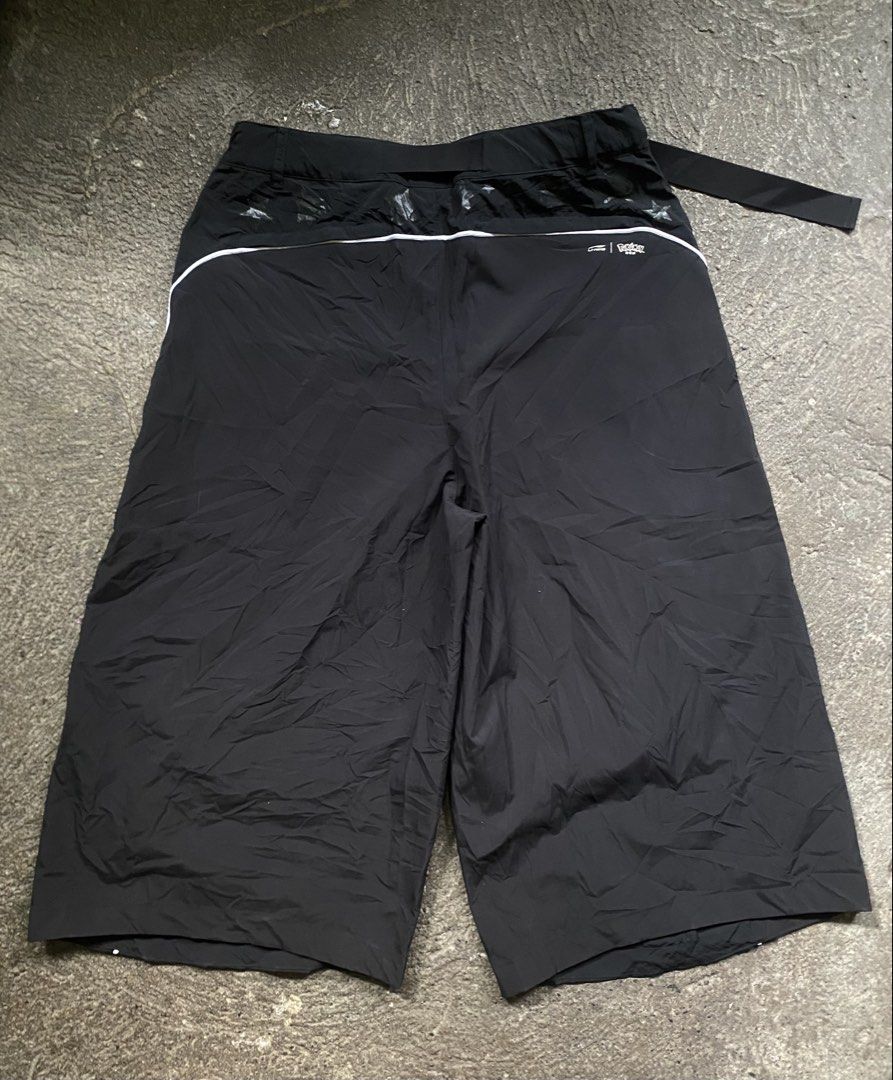 Calf- Length Casual Pants Lining | Pokemon Collab (Category: Other Bottoms) located in Caloocan City. Submitted by hustlenhunt (Listing ID 1437862563, Image 2). Description: Calf-Length Casual Pants Lining | Pokemon Collab Brand New (Authentic) Size: XL Waist: 32 (Adjustable) Length:30 📍Location: North Caloocan.