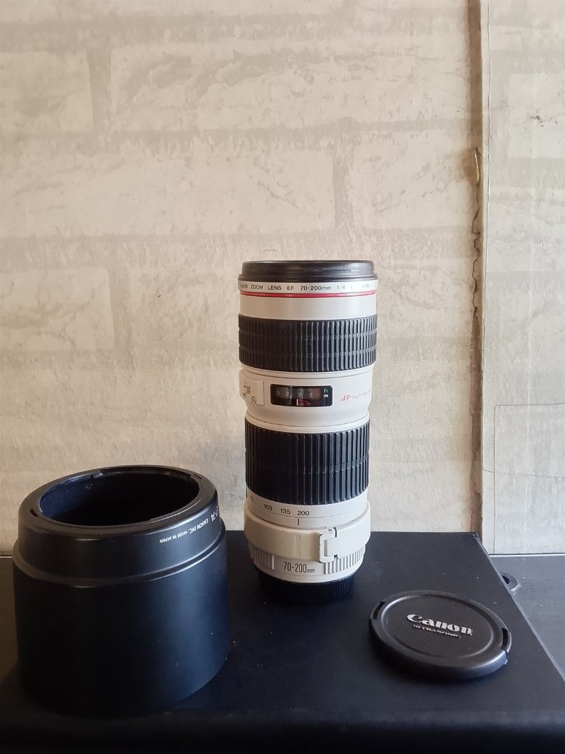 CANON 70-200mm F4 (Category: Lens & Kits) located in Manila. Submitted by asero578 (Listing ID 1437792861, Image 1). Description: *no issue *may fungus pero Hindi Naman visible sa output.