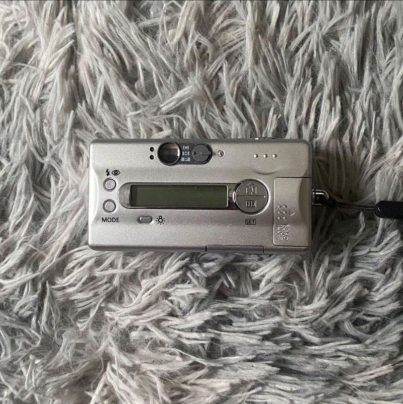 Canon Ixus APS (Category: Cameras) located in Tangub. Submitted by catladyslibrary (Listing ID 1437812706, Image 1). Description: APS film camera. fully functional. inclusion: camera only message me for questions..