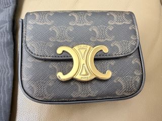 （分類：）位於 。 由 manyy987 提交（商品編號 1437910704，圖片 1）。簡介： 。