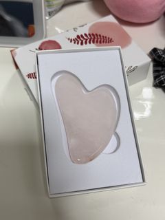 （分類：）位於 。 由 hwydd 提交（商品編號 1437853734，圖片 1）。簡介： 。