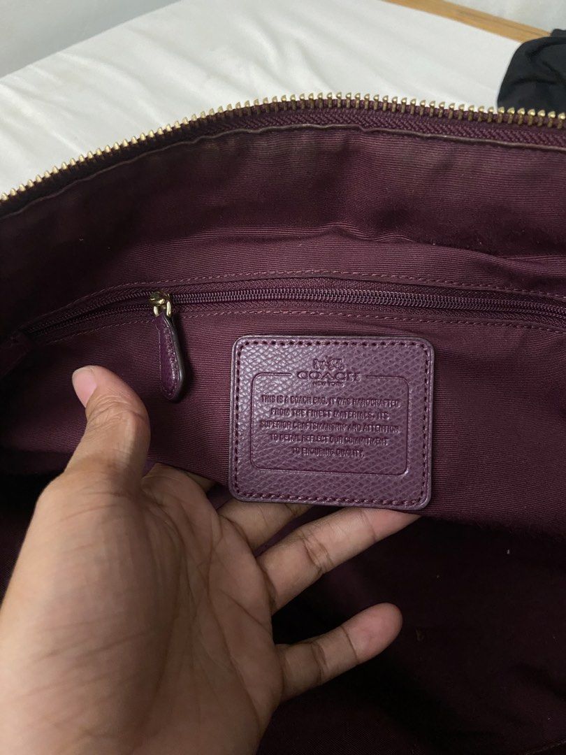 Coach Ava (Category: Luxury Bags & Wallets) located in Aroroy. Submitted by rewear.ag (Listing ID 1437906877, Image 3). Description: .