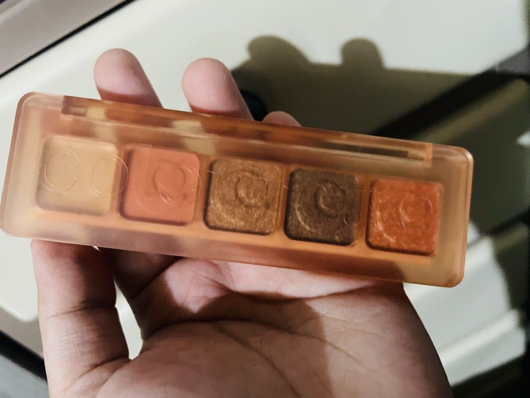 Colourette Eyeshadow Swatched Only (Category: Makeup) located in Rizal. Submitted by frenchbilingual-declutters (Listing ID 1437907460, Image 2). Description: swatched lightly once.