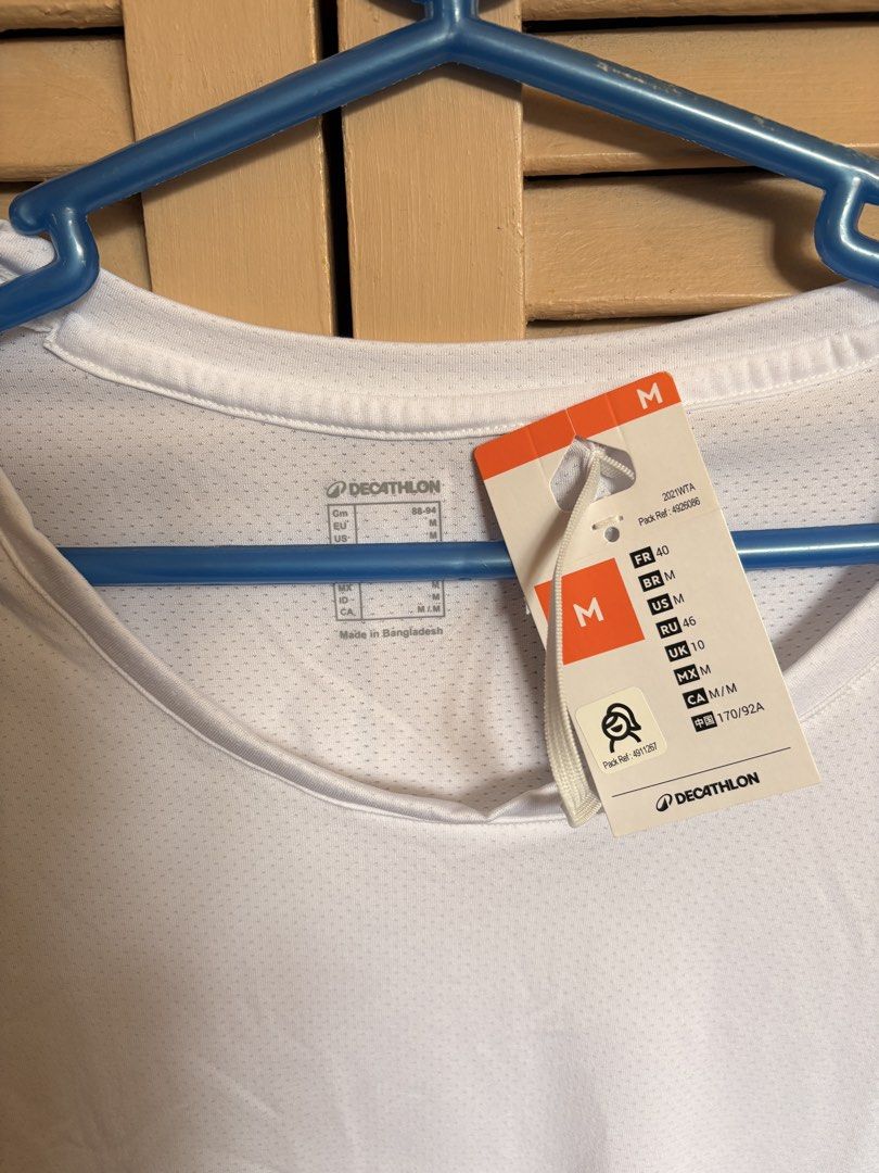 Decathlon Kiprun Running Shirt (Category: Shirts) located in Santa Rosa. Submitted by bluemingbh (Listing ID 1437762429, Image 2). Description: - Brand new with tag - Size: M - SRP: ₱350 mop: gcash, bdo, maya mod: ggx, flash, lalamove.