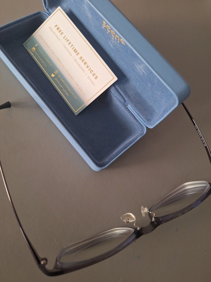 EO Seen Eyewear Frame (Category: Sunglasses & Eyewear) located in Caloocan City. Submitted by cee_empreloveditems (Listing ID 1437814992, Image 3). Description: EO Seen Eyewear Frame eyeglasses selling ung frame. LAST PRICE: 400 - No Issues, buong buo pa. - Mall bought, EO SM fairview - Current lense attached ay meron grado. 5.0, you can detach ung lense and magpagawa ng sarili nyong grado ng salamin. - Color: Grey/Gun - Frame: Rectangular - Size