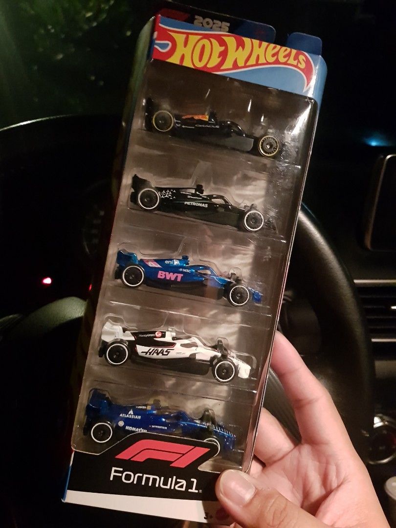 F1 HotWheels Formula 1 (Category: Toys & Games) located in Taguig. Submitted by mydudes (Listing ID 1437897535, Image 1). Description: Sealed F1 pack 2025. Negotiable po message lang. MOP: Gcash or Bank Transfer Delivery: Lalamove, LBC or J&T.