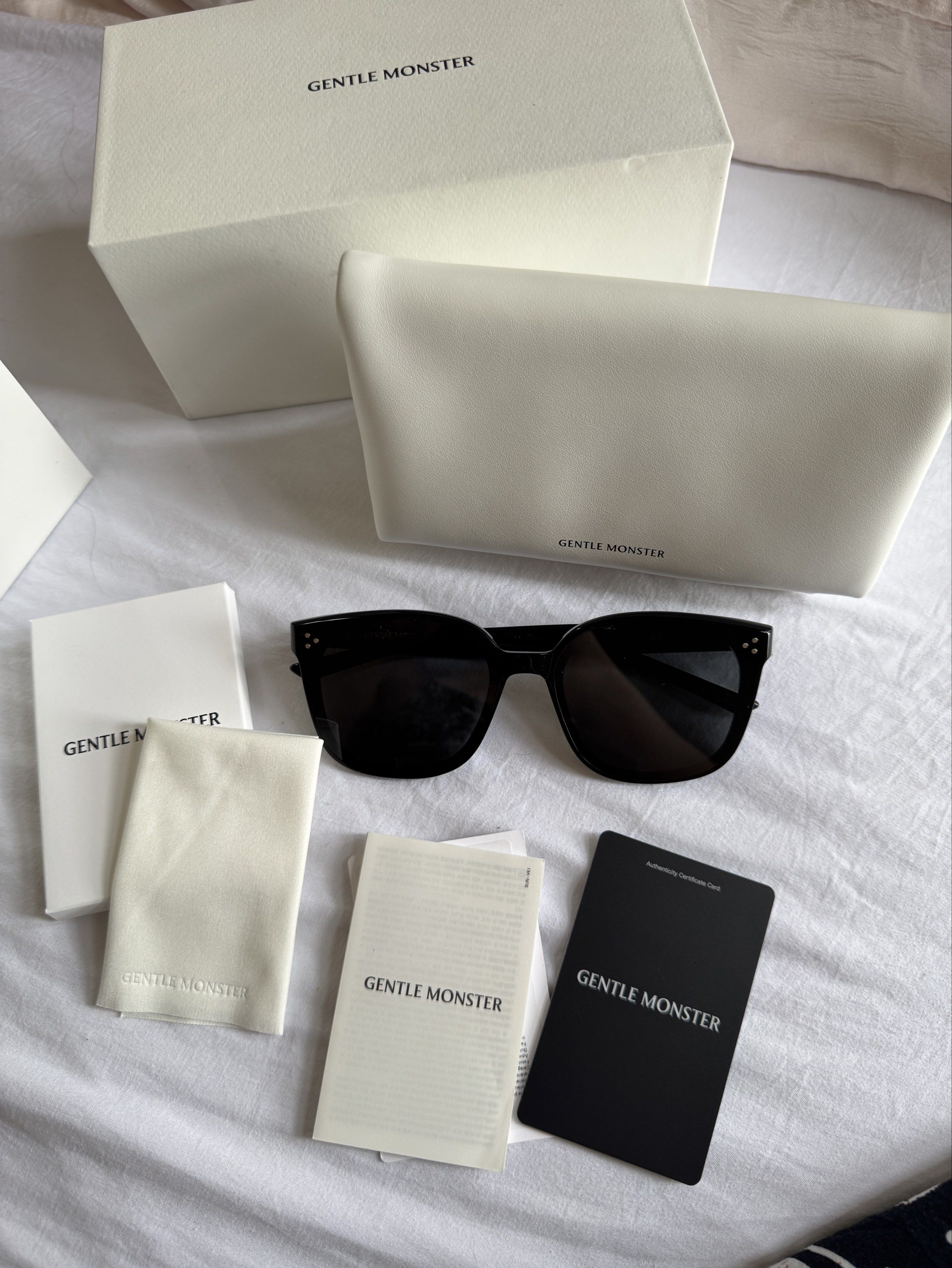 Gentle Monster Sunglasses w/ paperbag (Category: Sunglasses & Eyewear) located in Davao. Submitted by vannylla_ (Listing ID 1437844762, Image 1). Description: Gentle Monster sunglasse ⭐️ Original and bought at Gentle Monster Shangrila store (BGC) ⭐️ Rarely used, like new condition. ⭐️ Complete set with box, pouch, cloth, authentication card, manual, and paperbag Original price bought: 14,000 RFS: I wear eyeglasses all the time and my eyeglasses c