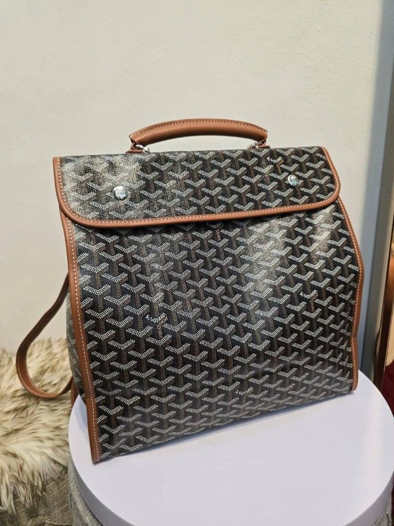 Goyard Chevron Print Coated Saint Leger Backpack (Category: Backpacks) located in Davao. Submitted by signatureshoesandbags (Listing ID 1437909542, Image 1). Description: Large size Can fit A4 folder With generic dustbag.