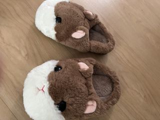 (Category: ) located in . Submitted by shoppee_00 (Listing ID 1437796426, Image 1). Description: .