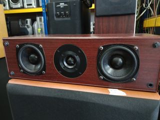(Category: ) located in . Submitted by tigres.preowned (Listing ID 1437803256, Image 1). Description: .