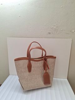 (Kategori: ) berada di . Dikirim oleh julianaawhy (ID iklan 1437815353, Gambar 1). Deskripsi: .