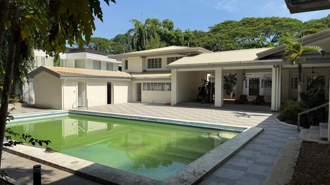 (Category: ) located in . Submitted by nicolasd.realestate (Listing ID 1437855820, Image 1). Description: .