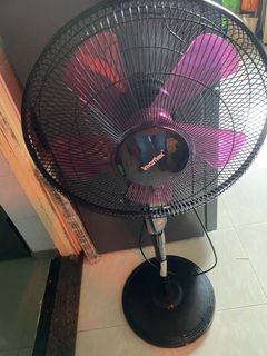 （分類：）位於 。 由 simmanchoi 提交（商品編號 1437784811，圖片 1）。簡介： 。