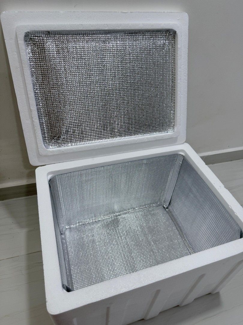 Insulated Cooler Box with Lid454082737839155201