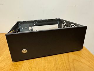 ITX Case with Fans460129234364682240