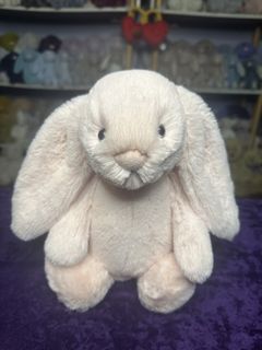 (Category: ) located in . Submitted by katplush_superlove (Listing ID 1437809389, Image 1). Description: .