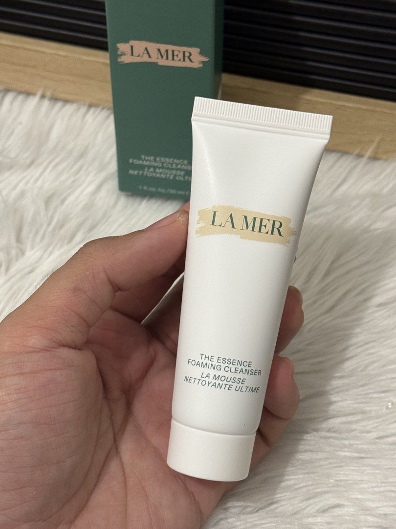 La Mer Essence Foaming Cleanser 30ml (Category: Face Care) located in Quezon City. Submitted by quirksandcurls (Listing ID 1437859749, Image 3). Description: .