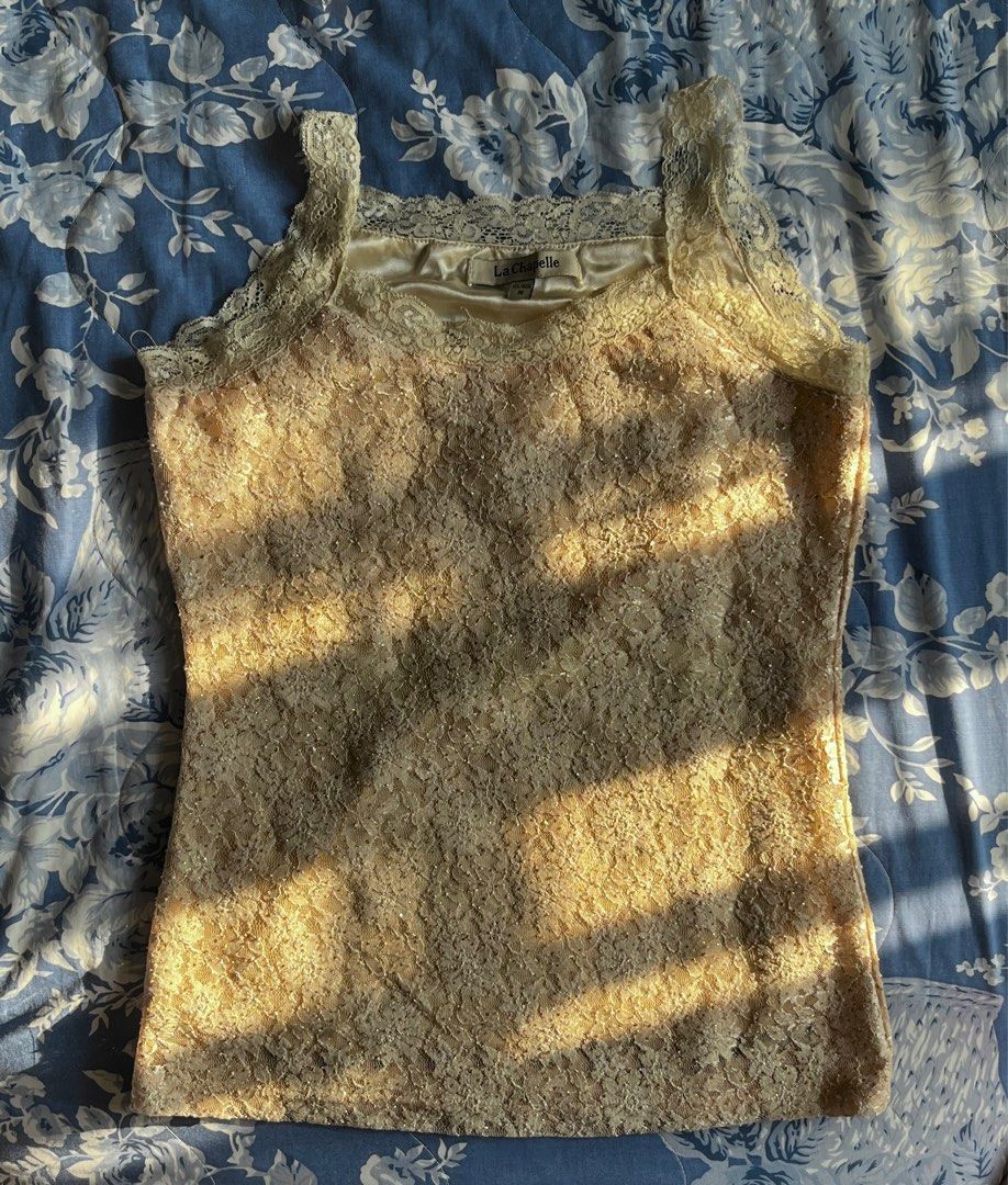 Fairycore/Coquette Lace Camisole Top (Category: Blouses) located in Consolacion. Submitted by fadedruby (Listing ID 1437834322, Image 1). Description: fits xs-s - no flaws - has gold glitter details on the lace - has an inner lining - lace isn’t stretchable mop: gcash mod: j&t express.