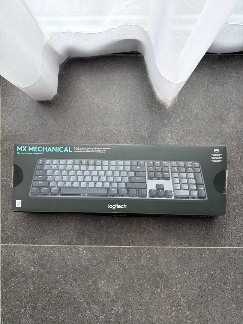 Logitech MX Mechanical Keyboard - Tactile Quiet453779346047651841