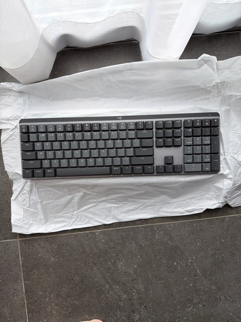 Logitech MX Mechanical Keyboard - Tactile Quiet453779346047651840