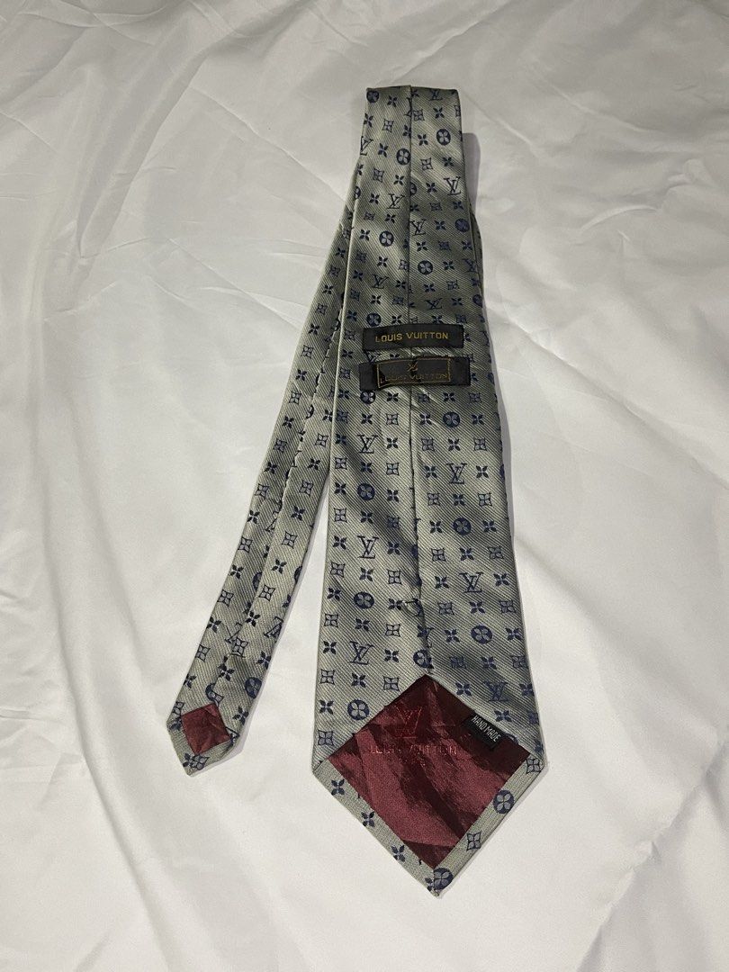 Louis Vuitton AOP Authentic Neckties (Category: Luxury Accessories) located in Santa Cruz. Submitted by hongkongmarketph (Listing ID 1437901184, Image 2). Description: Good as new Authentic .