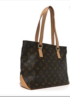 (Category: ) located in . Submitted by wendyluxury (Listing ID 1437799464, Image 1). Description: .