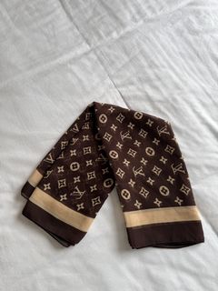 (Category: ) located in . Submitted by trisya_preloved (Listing ID 1437835374, Image 1). Description: .