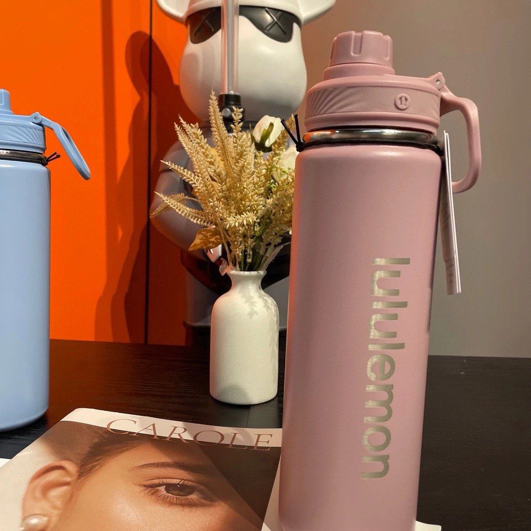 Lululemon Waterbottle453609871115571202