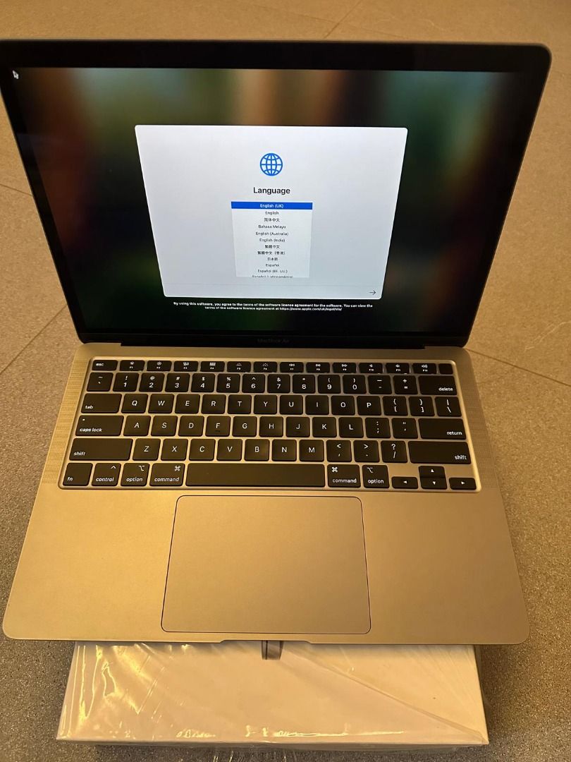 Macbook Air453638134285608961