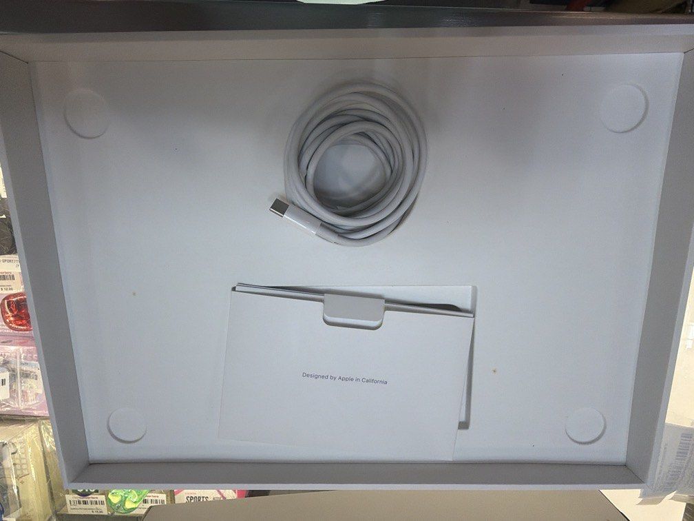 MacBook Air453756850421770243