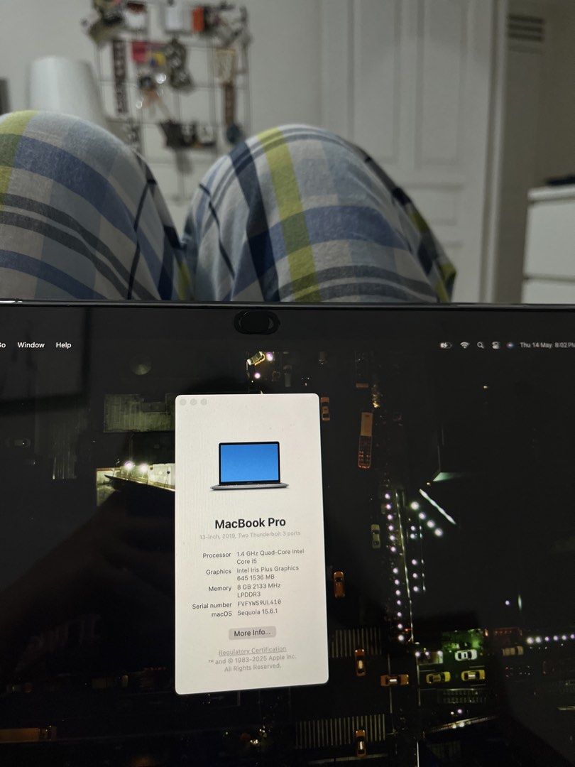 MACBOOK PRO454006357057884161