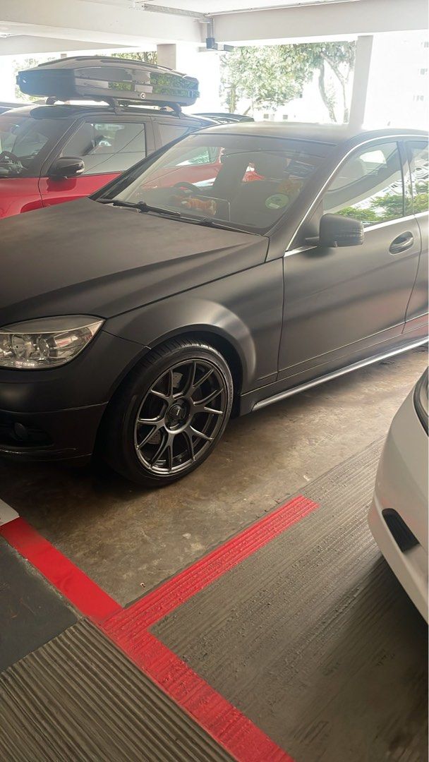 Mercedes-Benz C-Class Saloon C180 (A) (Category: Used Cars) located in Singapore. Submitted by lachkrish (Listing ID 1437826179, Image 3). Description: .