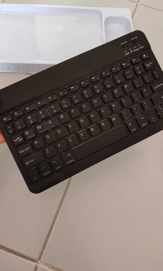 Wireless keyboard and Mouse453882003283650561