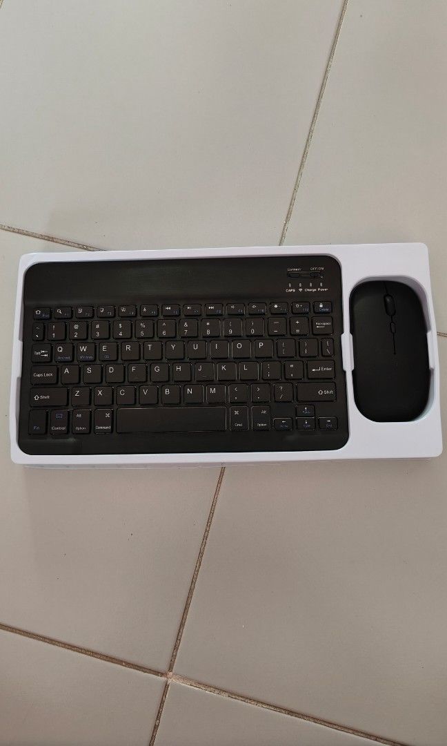Wireless keyboard and Mouse453882003283650560