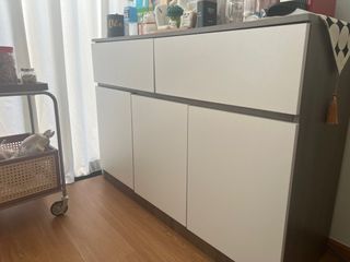 (Category: ) located in . Submitted by Luxelife (Listing ID 1437805849, Image 1). Description: .