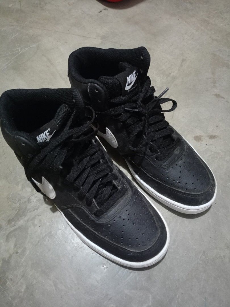 Nike High-Top Sneakers Black (Category: Sneakers) located in Cebu City. Submitted by maxs.things (Listing ID 1437861691, Image 1). Description: - Black Nike high-top sneakers - Rarely Used - Laced - Classic high-top style.