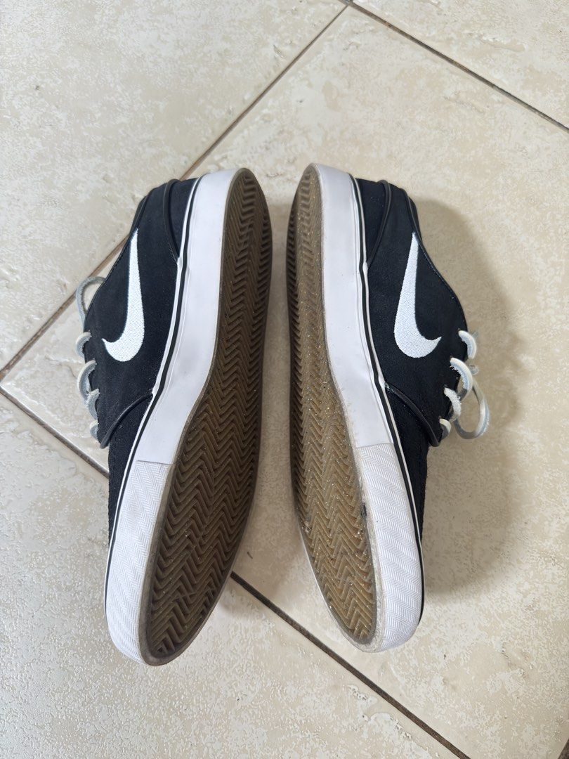 Nike SB Stefan Janoski OG+ Venom (Category: Sneakers) located in Manila. Submitted by neilorenz (Listing ID 1436457308, Image 3). Description: Rfs: Decluttering shoes Loc: Antipolo, Rizal Inclusions: Box and extra insole Shipping fee shouldered by buyer..