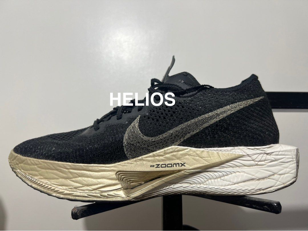 Nike Vaporfly 3 size 13 (Category: Sneakers) located in Taguig. Submitted by heliosdeclutter (Listing ID 1437878373, Image 1). Description: Carbon shoes para sa mga may takbo dyan :) Slightly used lang sya. Check photos na lang. No box na sya pero legit nike yan mga sir :) sa nike park bgc binili. .