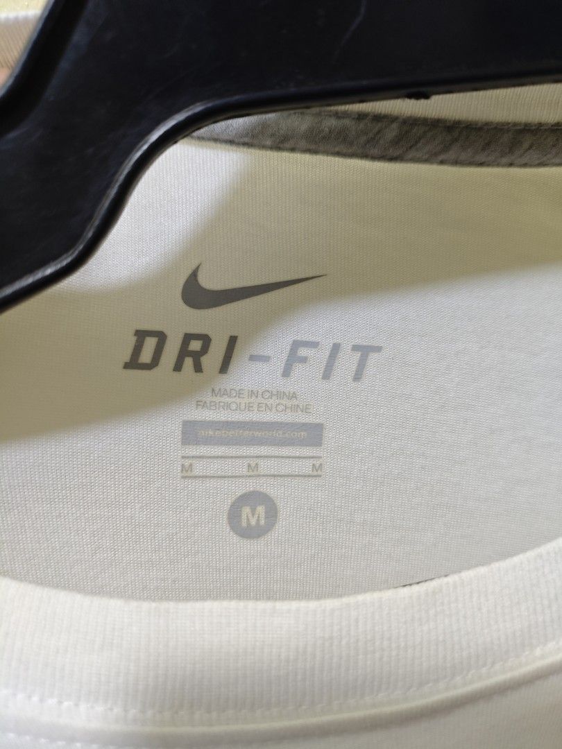 Nike White JDI Classic Men Tshirt (Category: Tshirts & Polo Shirts ) located in Baguio. Submitted by cool_chic (Listing ID 1437887807, Image 2). Description: Nike JDI Classic Men Tshirt Color Rate 9.8/10 No Flaws Cotton Tela Machine Washed Size Medium Dimes 20 Width 24 Length Price P159.
