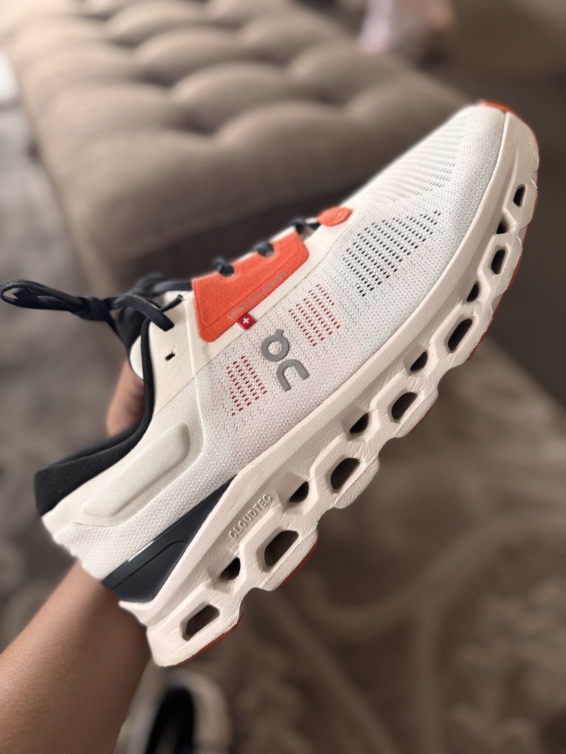 ON Cloud Stratus 3 size 11.5 Men’s (Category: Sneakers) located in Quezon City. Submitted by races.odak (Listing ID 1437844131, Image 1). Description: ON Cloud Stratus 3 size 11.5 Men’s Authentic/Original No box 4k Php fixed Location QC.