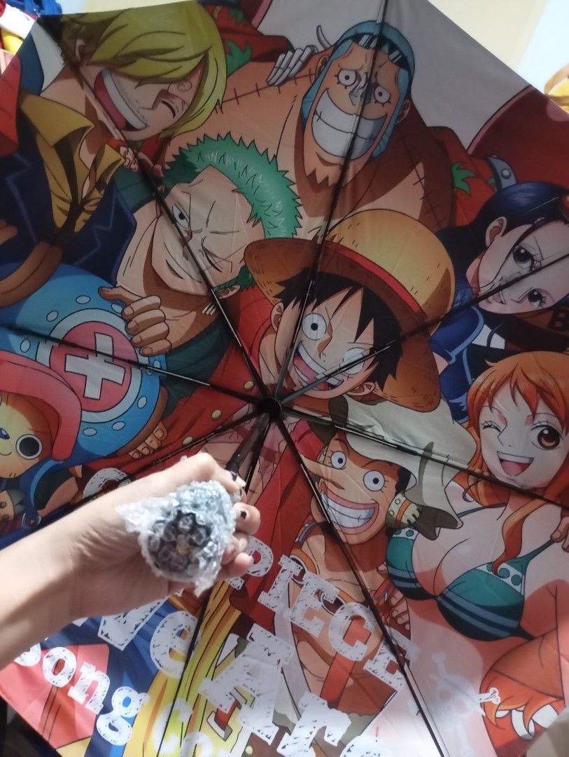 One Piece automatic Umbrella 2pcs available (Category: Umbrellas) located in Mandaluyong City. Submitted by lil_zofievamps_shop (Listing ID 1437765189, Image 2). Description: 2pcs available all bnew with box.