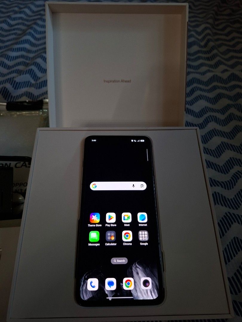 Oppo Find N3 Flip (Category: OPPO) located in Paranaque City. Submitted by _liodelro (Listing ID 1437910855, Image 3). Description: Oppo Find N3 Flip 256gb rom | 12gb ram 💰 ₽18,499 slightly negotiable 💰 ✨️ World's first flip phone with a triple camera system, perfect flip of its time ✨️ ● Like New ● Complete box and original accessories (cables, cases + 2 more cases) ● 98% Battery Health (Almost brand new) ● Hasselblad Camera (excellent cameras