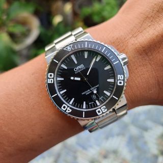 (Category: ) located in . Submitted by royalvoguemanila (Listing ID 1437916838, Image 1). Description: .